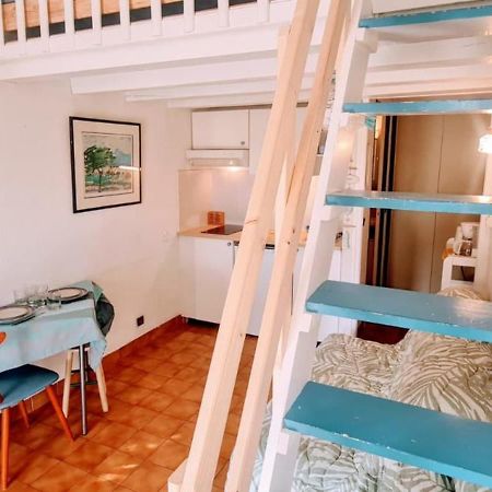 Cosy Studio Just A Stone'S Throw From The Beach Lägenhet Sainte-Maxime Exteriör bild